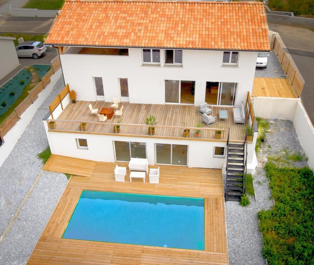 Maison Au Calme Avec Piscine Riviere-Saas-et-Gourby ภายนอก รูปภาพ